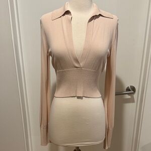 Gauge81 Cream Long Sleeve V-Neck Blouse